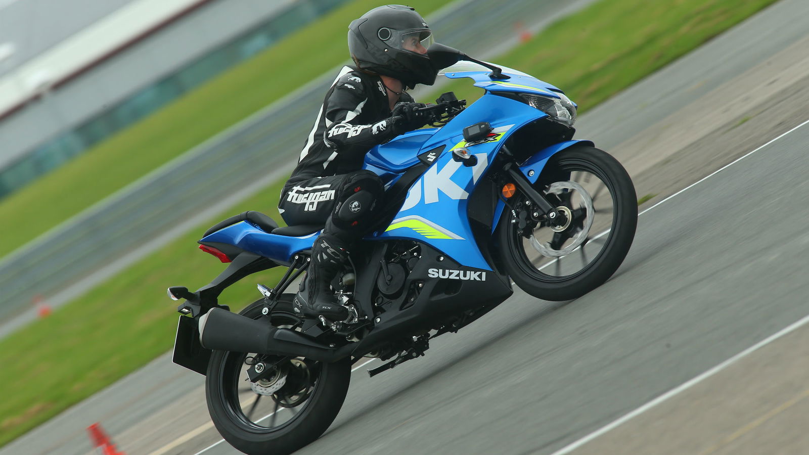 First ride: Suzuki GSX-R125 and GSX-S125 review